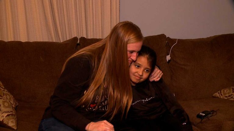 Ralston 5th grader raises $2,000 for grieving, struggling teacher